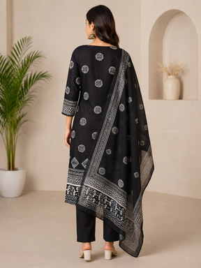 Black Printed 3/4 Sleeve Kurta Set for Women with Dupatta & Black Pants
